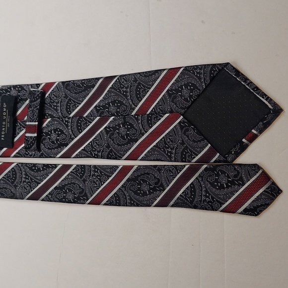 04. Pronto Uomo Striped Necktie - Picture 4 of 8